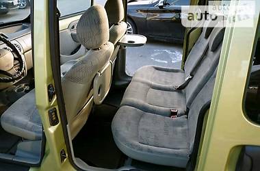 Вантажопасажирський фургон Renault Kangoo 2006 в 
