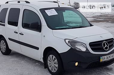 Грузопассажирский фургон Renault Kangoo 2015 в Кропивницком