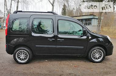 Грузопассажирский фургон Renault Kangoo 2010 в Радивилове