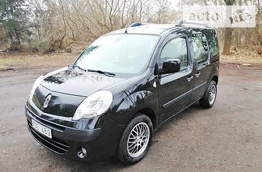 Грузопассажирский фургон Renault Kangoo 2010 в Радивилове