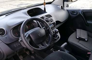 Вантажопасажирський фургон Renault Kangoo 2013 в Чернівцях