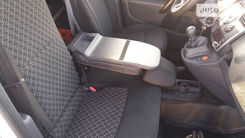 Мінівен Renault Kangoo 2013 в Кам'янець-Подільському фото 39 Мінівен Renault Kangoo 2013 в Кам'янець-Подільському