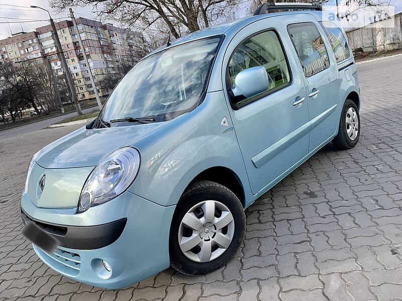 Мінівен Renault Kangoo 2012 в 
