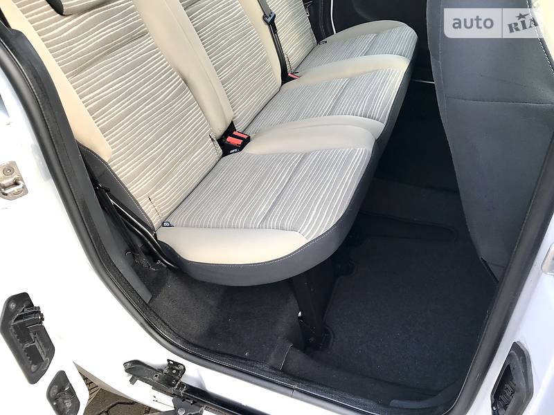 Мінівен Renault Kangoo 2011 в Чернівцях фото 24 Мінівен Renault Kangoo 2011 в Чернівцях