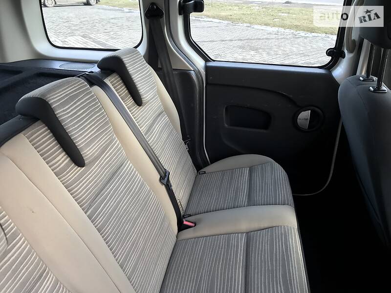 Мінівен Renault Kangoo 2011 в Чернівцях фото 26 Мінівен Renault Kangoo 2011 в Чернівцях