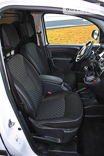 Грузопассажирский фургон Renault Kangoo 2016 в Кременчуге