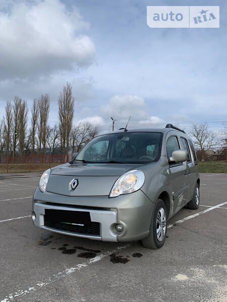 Вантажопасажирський фургон Renault Kangoo 2010 в Луцьку фото 2 Вантажопасажирський фургон Renault Kangoo 2010 в Луцьку