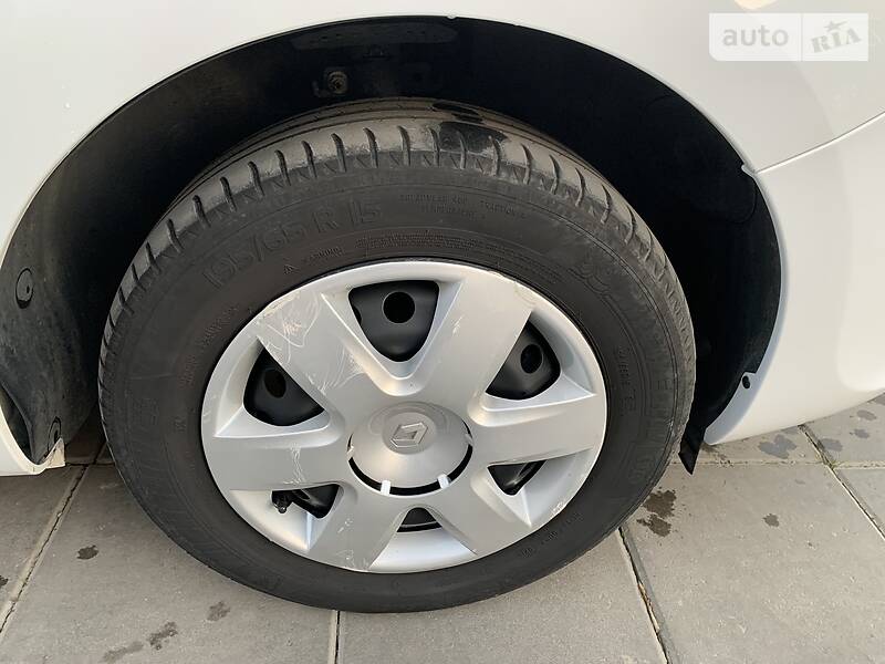 Вантажопасажирський фургон Renault Kangoo 2017 в Луцьку