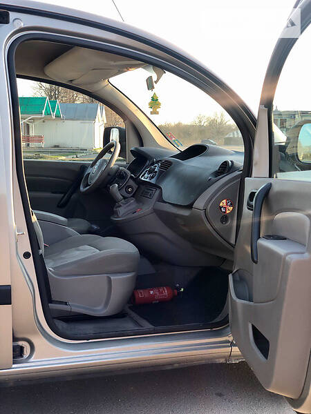 Вантажопасажирський фургон Renault Kangoo 2008 в Луцьку
