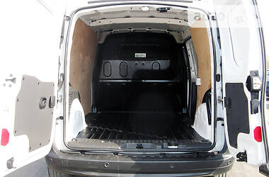 Вантажопасажирський фургон Renault Kangoo 2016 в 