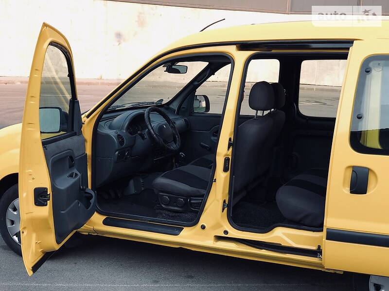 Вантажопасажирський фургон Renault Kangoo 2001 в Києві фото 12 Вантажопасажирський фургон Renault Kangoo 2001 в Києві