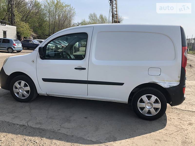 Вантажопасажирський фургон Renault Kangoo 2010 в Дніпрі