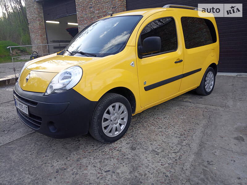 Вантажопасажирський фургон Renault Kangoo 2012 в Обухові