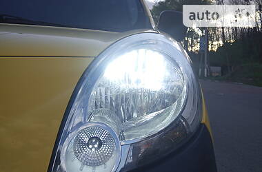 Вантажопасажирський фургон Renault Kangoo 2012 в 