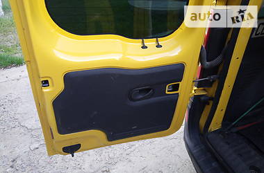Вантажопасажирський фургон Renault Kangoo 2012 в 