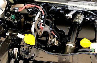 Вантажопасажирський фургон Renault Kangoo 2015 в 