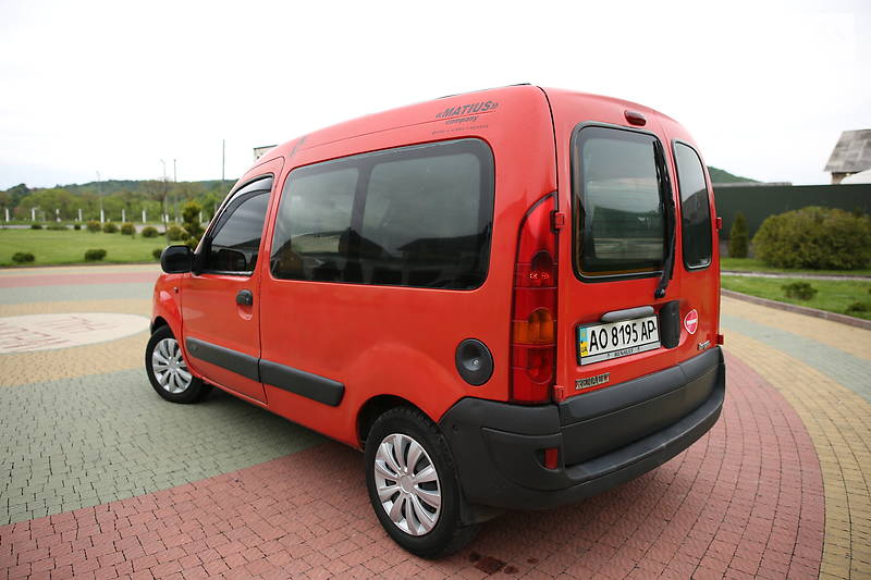 Мінівен Renault Kangoo 2004 в Іршаві