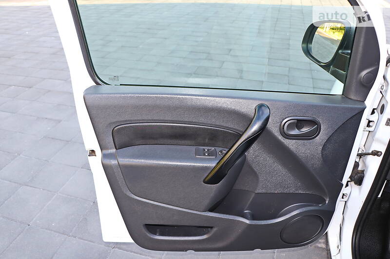 Грузопассажирский фургон Renault Kangoo 2016 в Кременчуге