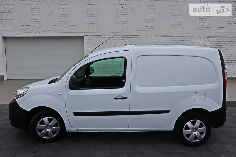 Вантажопасажирський фургон Renault Kangoo 2016 в Кременчуці