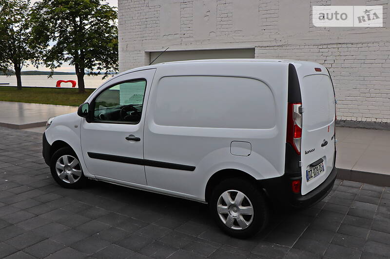 Вантажопасажирський фургон Renault Kangoo 2016 в Кременчуці