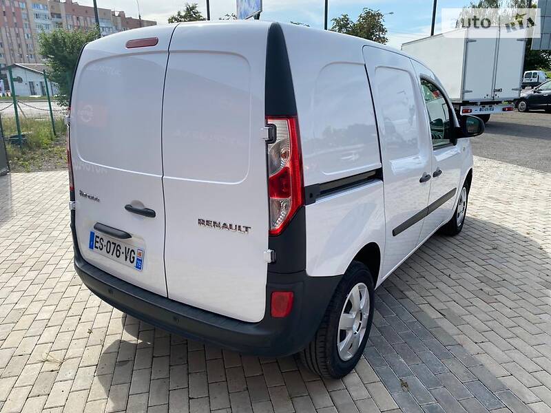 Вантажопасажирський фургон Renault Kangoo 2016 в Луцьку