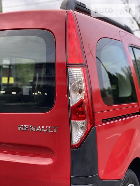 Вантажопасажирський фургон Renault Kangoo 2015 в Луцьку