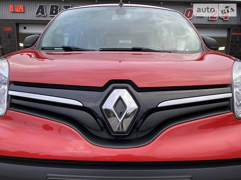 Вантажопасажирський фургон Renault Kangoo 2015 в Луцьку
