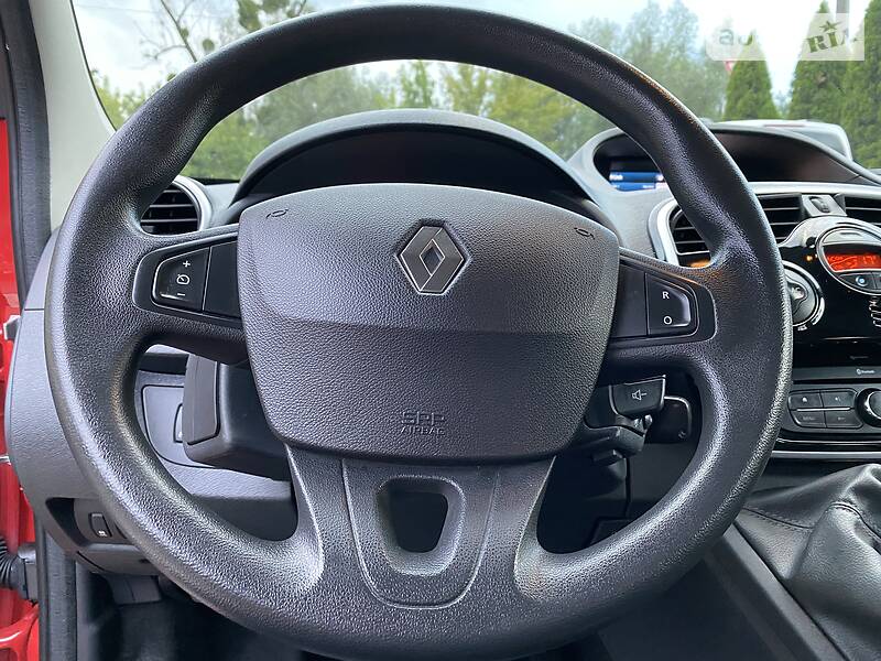 Вантажопасажирський фургон Renault Kangoo 2015 в Луцьку