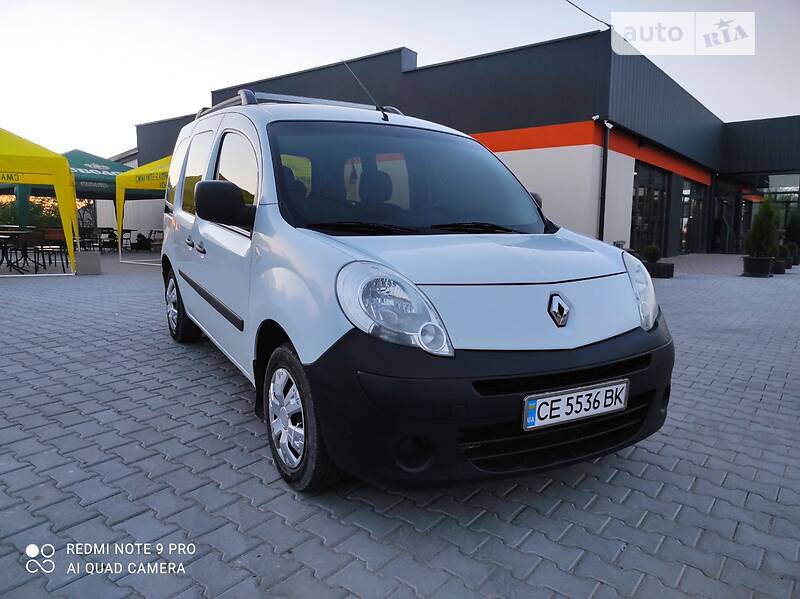 Минивэн Renault Kangoo 2009 в Новой Ушице