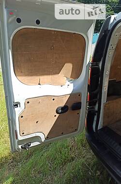 Грузовой фургон Renault Kangoo 2013 в 