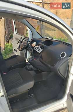 Минивэн Renault Kangoo 2012 в 