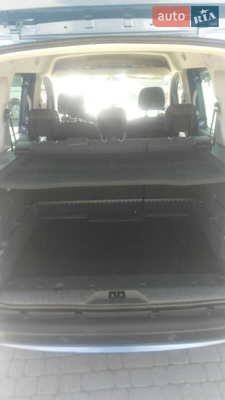 Минивэн Renault Kangoo 2015 в Черновцах