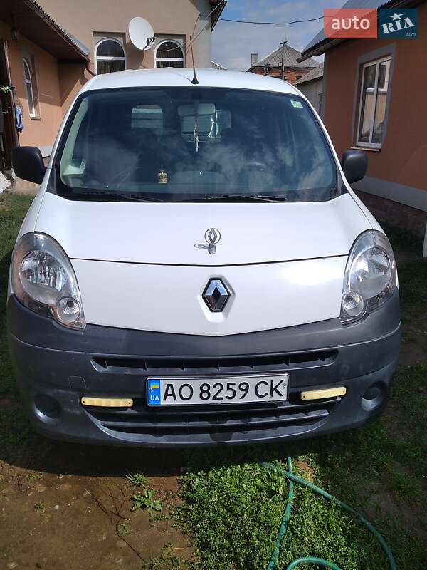 Мінівен Renault Kangoo 2009 в Сваляві фото 7 Мінівен Renault Kangoo 2009 в Сваляві