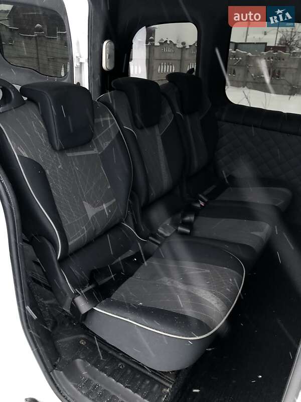 Мінівен Renault Kangoo 2014 в Володимирці фото 16 Мінівен Renault Kangoo 2014 в Володимирці