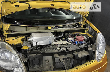 Грузовой фургон Renault Kangoo 2013 в 