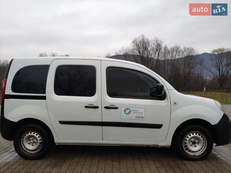 Мінівен Renault Kangoo 2009 в Сваляві фото 6 Мінівен Renault Kangoo 2009 в Сваляві