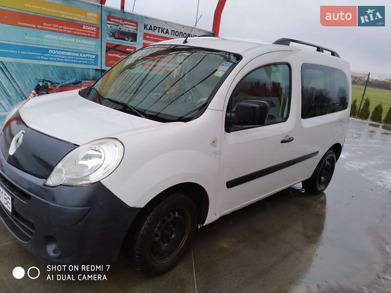 Мінівен Renault Kangoo 2010 в Тячеві