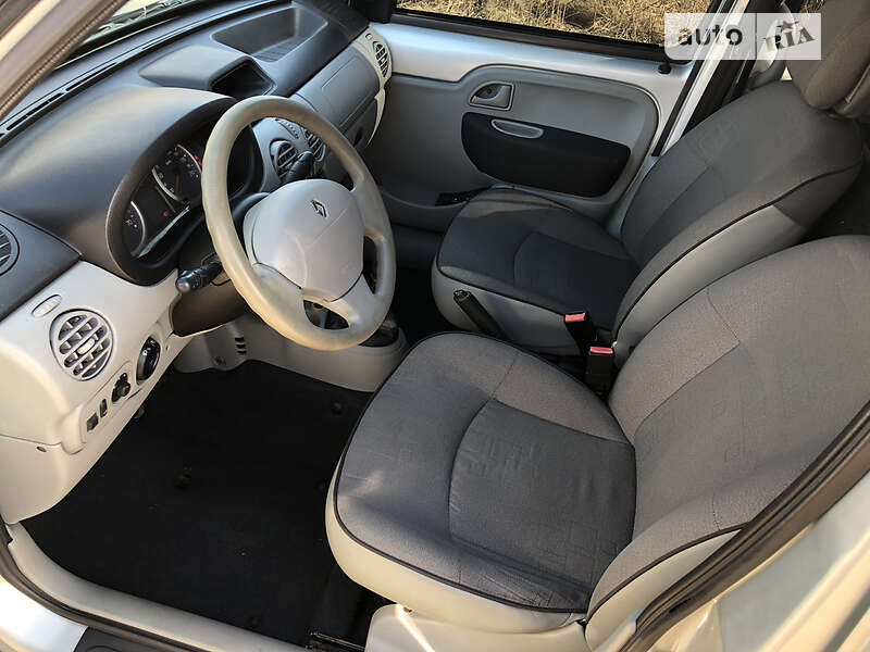 Минивэн Renault Kangoo 2008 в 