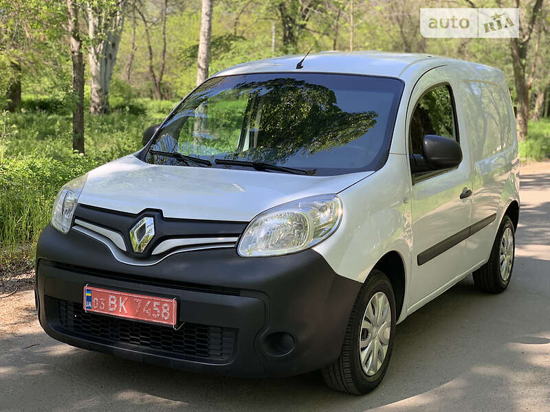 Грузовой фургон Renault Kangoo 2015 в Николаеве