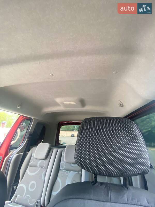 Минивэн Renault Kangoo 2009 в Киеве