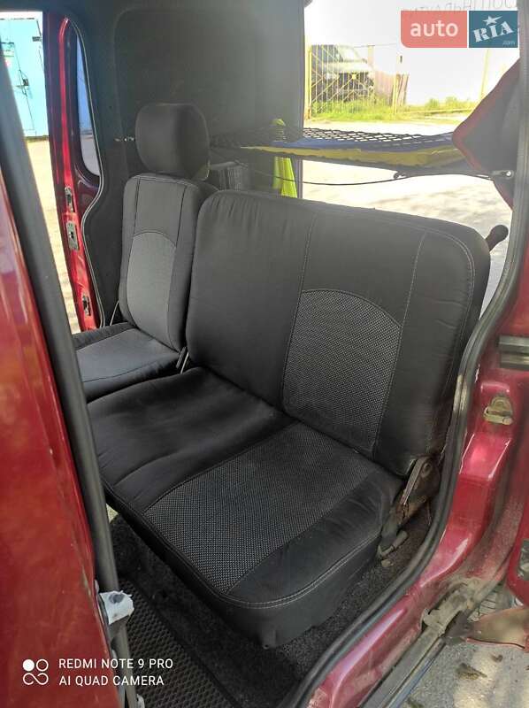 Минивэн Renault Kangoo 2004 в Запорожье
