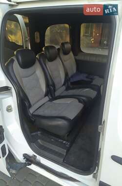 Минивэн Renault Kangoo 2010 в 