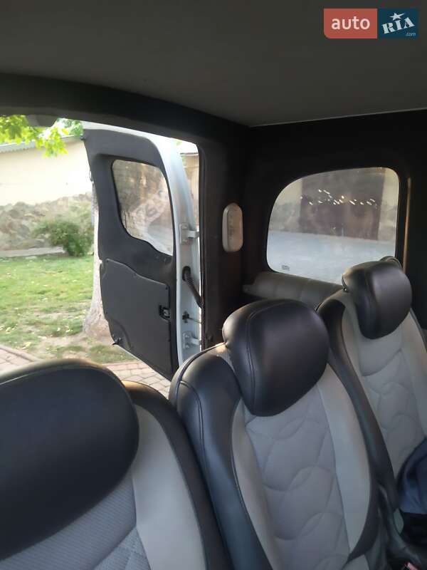 Минивэн Renault Kangoo 2010 в Львове фото 3 Минивэн Renault Kangoo 2010 в Львове