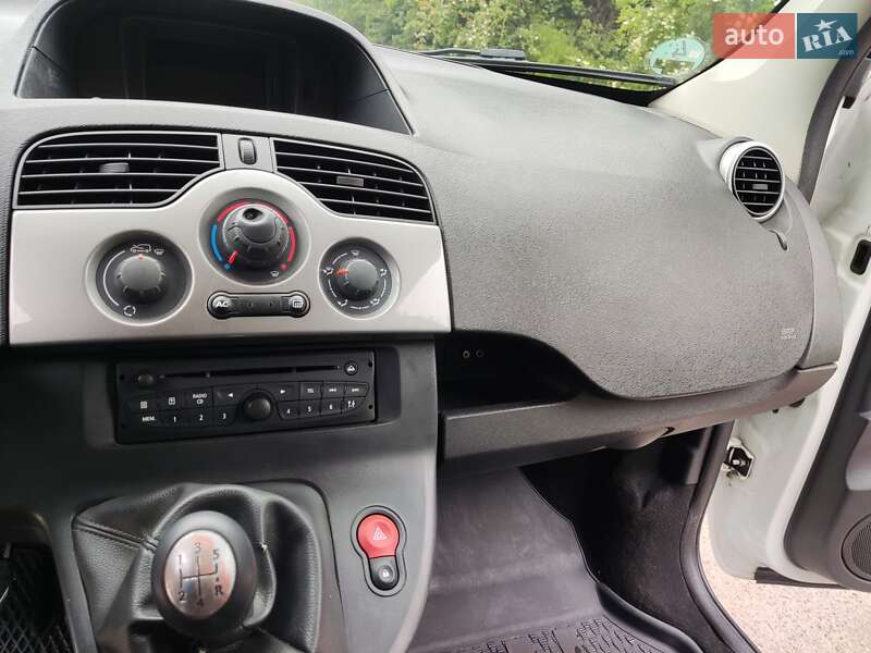 Мінівен Renault Kangoo 2013 в Житомирі