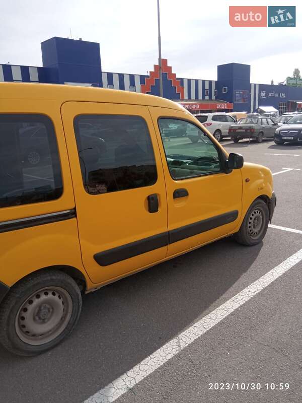 Минивэн Renault Kangoo 2003 в Каменец-Подольском