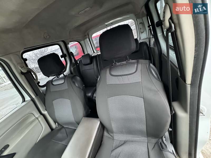 Мінівен Renault Kangoo 2009 в Вознесенську