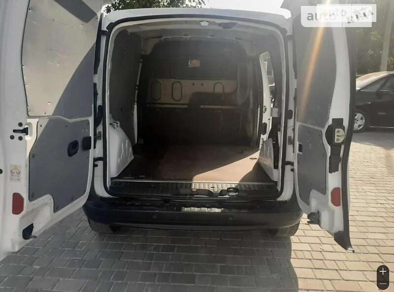 Грузовой фургон Renault Kangoo 2014 в Тернополе