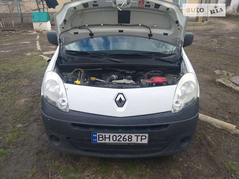 Минивэн Renault Kangoo 2011 в Березанке фото Минивэн Renault Kangoo 2011 в Березанке