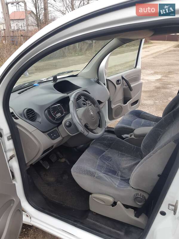 Минивэн Renault Kangoo 2009 в Черновцах
