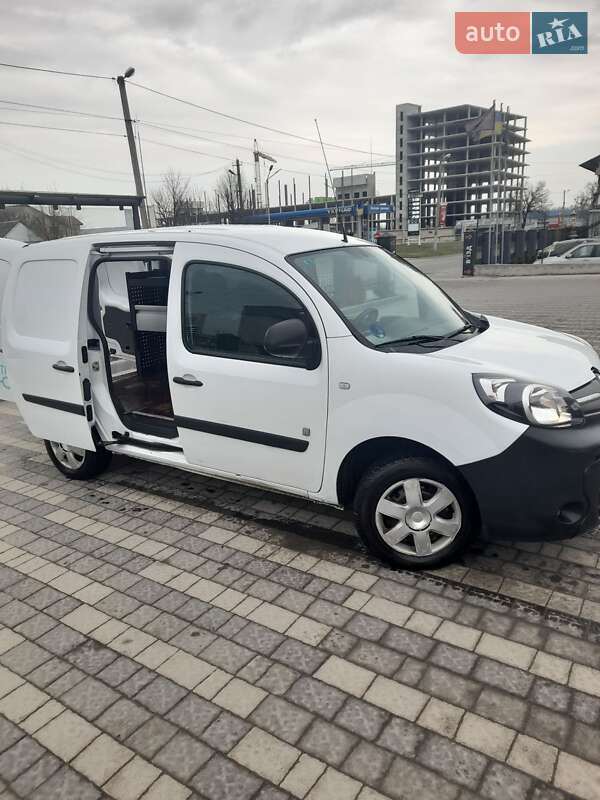 Вантажний фургон Renault Kangoo 2016 в Львові